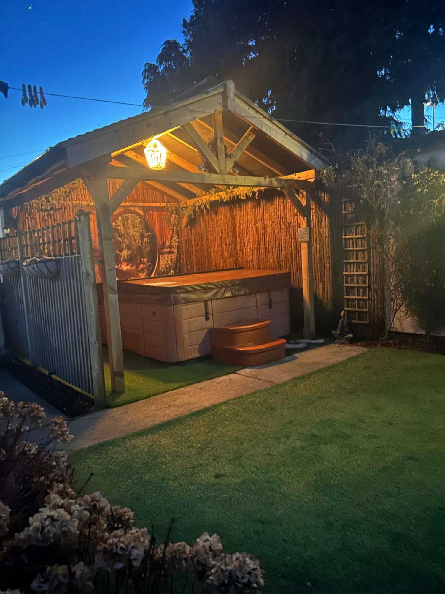 אולרטון Acorn Cottage מראה חיצוני תמונה
